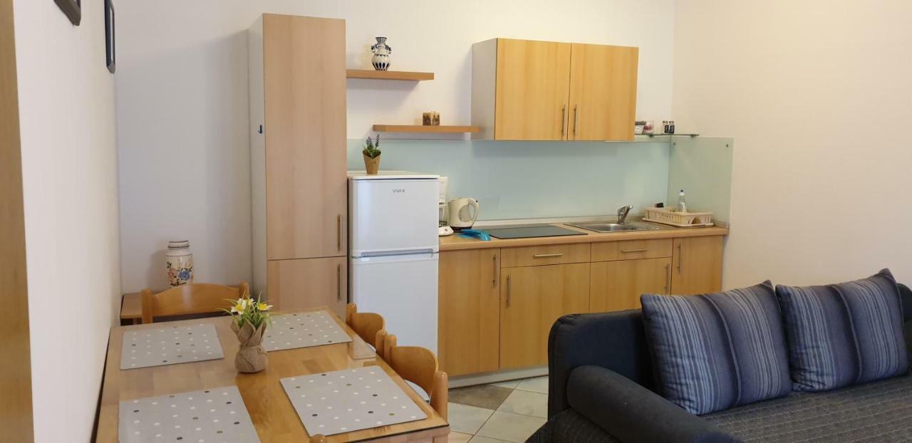 Milos Apartment Пула Екстериор снимка
